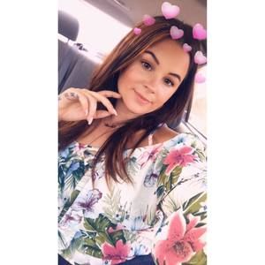 Meet your Posher, Nicole